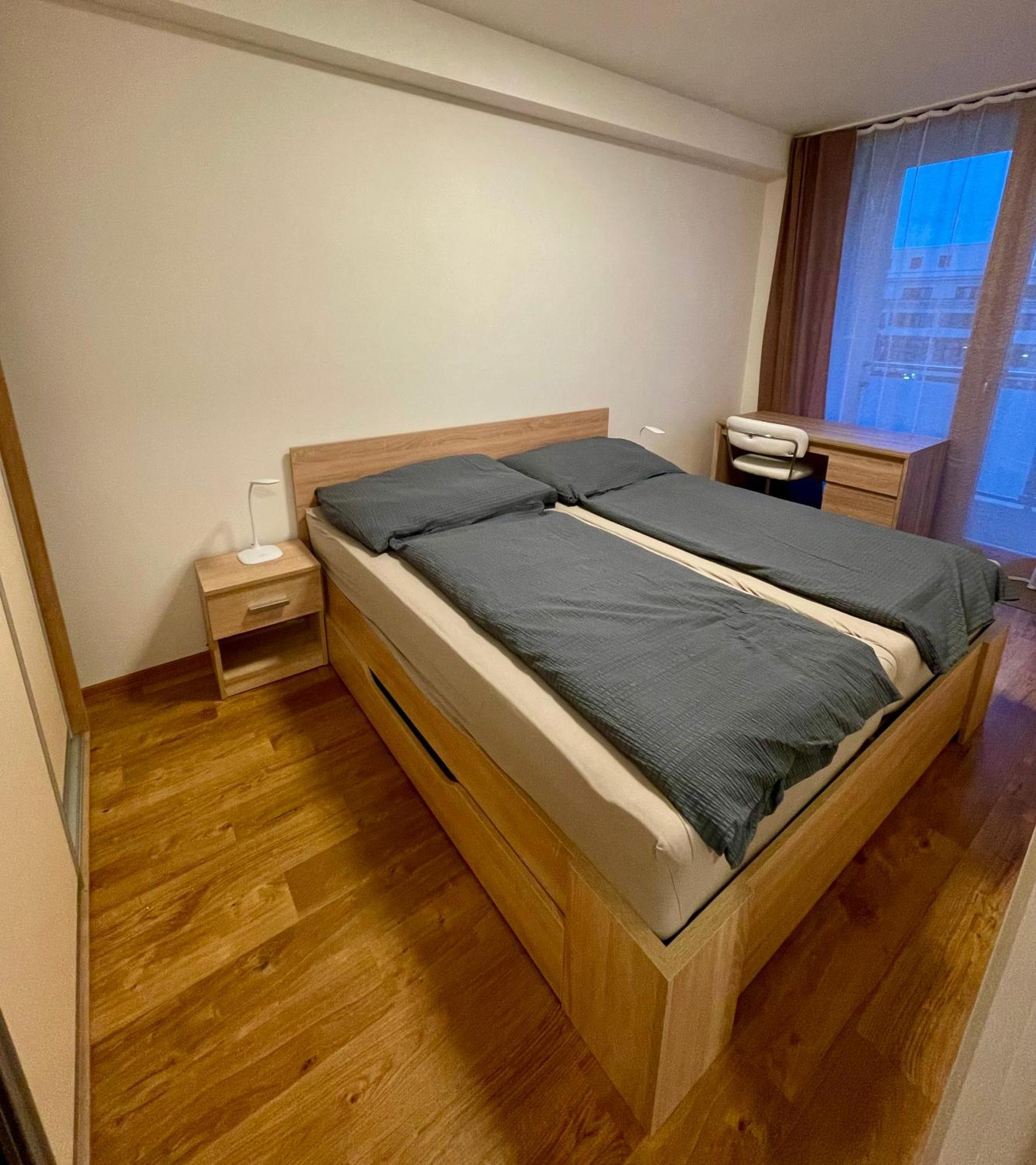 Apartman Astra Sezimovo Usti Kültér fotó